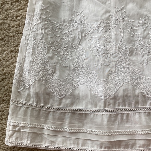 Express Sleeveless White Dress - Picture 5 of 8